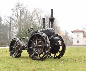 LANZ ACKER-BULLDOG HP 12 KNICKLENKER JUŻ W MUZEUM LANZ ACKER-BULLDOG HP 12 KNICKLENKER JUŻ W MUZEUM