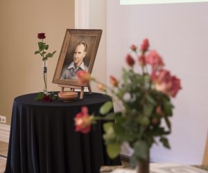 Fotorelacja ze spotkania poświęconego doktorowi Adamowi Wołkowi Fotorelacja ze spotkania poświęconego doktorowi Adamowi Wołkowi