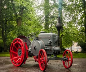 Kolejny unikatowy ciągnik w ciechanowieckim Muzeum Kolejny unikatowy ciągnik w ciechanowieckim Muzeum