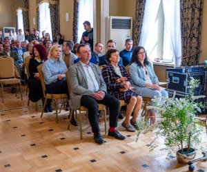 Wernisaż wystawy "Graficzny Miszmasz" - 17. kwietnia 2024 r. Wernisaż wystawy "Graficzny Miszmasz" - 17. kwietnia 2024 r.