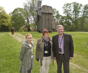 Niecodzienny turysta w Skansenie Niecodzienny turysta w Skansenie