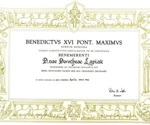 Medal Papieża dla Dyrektor Muzeum