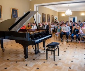 Koncert „Z klasyką przez Polskę” 25. kwietnia 2024 r. - fotorelacja Koncert „Z klasyką przez Polskę” 25. kwietnia 2024 r. - fotorelacja