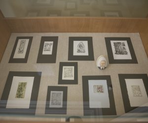 Fotorelaja z oddsłonięcia tablicy pamiątkowej poświęconej prof. dr hab. Janowi Tropile Fotorelaja z oddsłonięcia tablicy pamiątkowej poświęconej prof. dr hab. Janowi Tropile