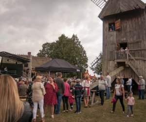 Spotkanie pod wiatrakiem w Drewnowie - Fotorelacja Spotkanie pod wiatrakiem w Drewnowie - Fotorelacja