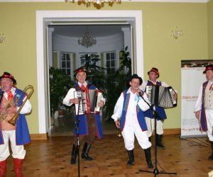 XXVII KONKURS GRY NA INSTRUMENTACH PASTERSKICH im. Kazimierza Uszyńskiego XXVII KONKURS GRY NA INSTRUMENTACH PASTERSKICH im. Kazimierza Uszyńskiego